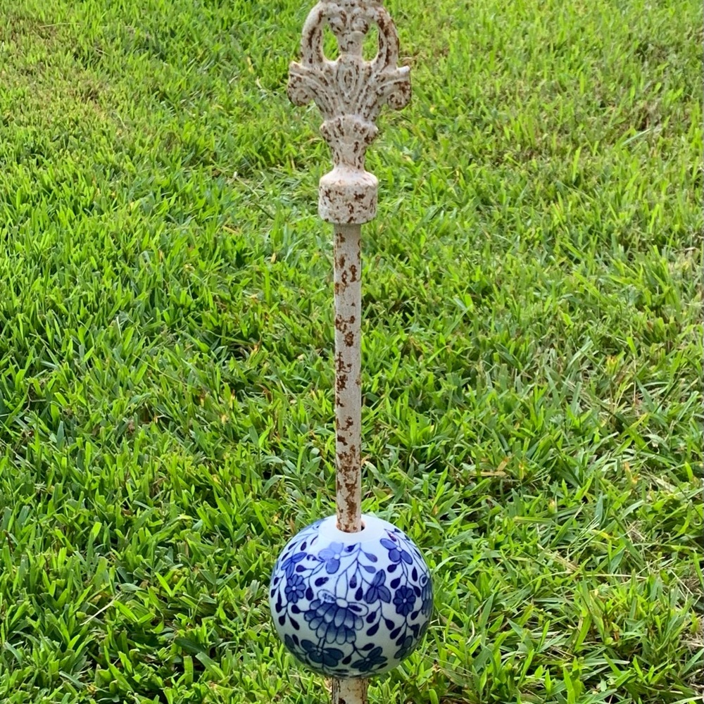 Vintage Reproduction Spire/Lightning Rod - Picture 2 of 4